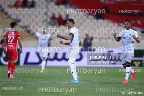 پرسپولیس 2- الومینیوم اراک  3 (1401/01/21)-محمودقاید رحمتی,رامین رضائیان,میثم مجیدی,