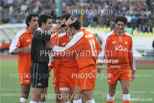 استقلال 0-سایپا 0  (1384/12/13)-