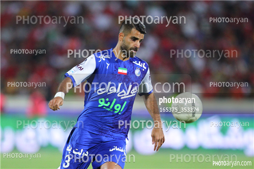 استقلال 1-پرسپولیس 2  (1402/03/10)-محمد حسین مرادمند,