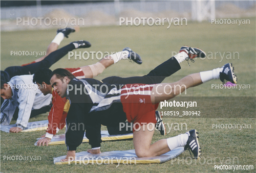 بازیکنان دهه های مختلف فوتبال ایران 38-