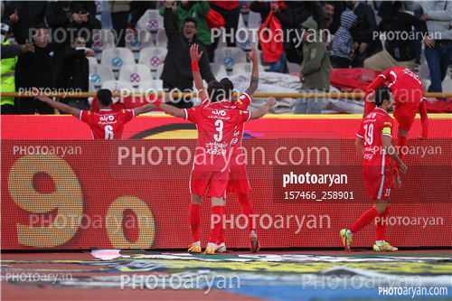 استقلال 1- پرسپولیس  1 (1400/12/26)-