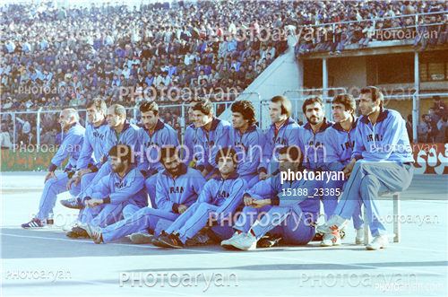 بازیکنان دهه های مختلف فوتبال ایران 2-فرشاد پیوس  Farshad Pious,ناصر محمدخانی,جعفر مختاری فر,بهروز سلطانی,محمدرضا شکورزاده,اصغر حاجیلو,غلامرضا فتح ابادی,بیژن طاهری,رحیم میرآخوری,ناصر ابراهیمی,