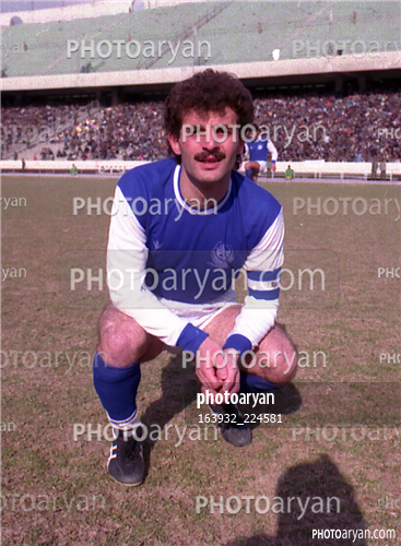 بازیکنان دهه های مختلف فوتبال ایران 36 -رضا احدی,