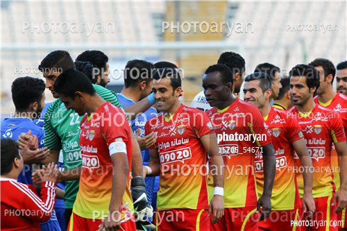 استقلال 1-فولاد خوزستان 0-96/01/12-بختیار رحمانی,ایوب والی,احسان مرادیان,ماتیاس چاگو,سروش سعیدی,