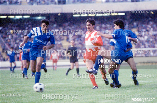 بازیکنان دهه های مختلف فوتبال ایران 10-ناصر محمدخانی,محمدرضا شکورزاده,بیژن طاهری,