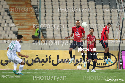 نساجی مازندران 1- الومینیوم اراک 0  (1401/02/07)-مسعود شجاعی,محمدرضا ازادی,عبدالکریم اسلامی,
