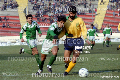 بازیکنان دهه های مختلف فوتبال ایران 15-رضا عابدیان,نادر محمدخانی,محسن گروسی,