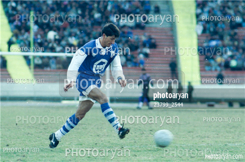 بازیکنان دهه های مختلف فوتبال ایران 10-محمد تقوی,