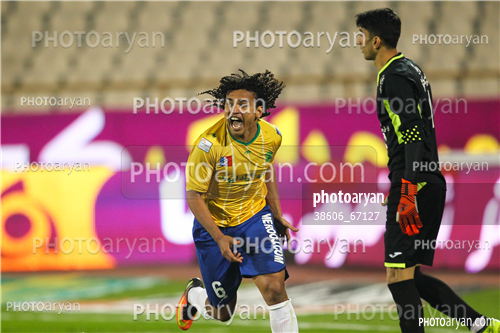 پرسپولیس 1(4)-صنعت نفت ابادان 1(5)  (96/09/28)-مگئو باتیستا,