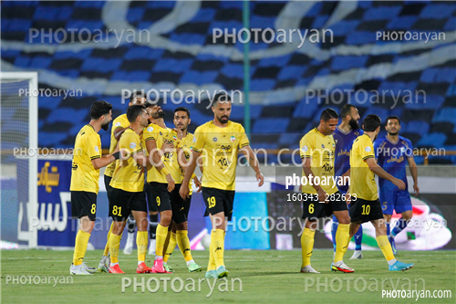 استقلال 0 -سپاهان 2 (1401/05/21)-رامین رضائیان,فرشاد احمدزاده,امید نورافکن,عارف غلامی,مسعود ریگی,محمد علی نژاد,یاسین سلمانی,