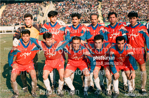 بازیکنان دهه های مختلف فوتبال ایران21-محمد خاکپور,رضا رضایی منش,علی اصغر مدیر روستا,فرشاد فلاحت زاده,علی لطیفی,ستار همدانی,هادی طباطبایی,محمدرضا مهدوی,محمد نوازی,