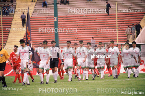 بازیکنان دهه های مختلف فوتبال ایران 10-افشین پیروانی,مهدی مهدوی کیا,علی دایی  Ali Daei,مهدی هاشمی نصب,کریم باقری,محمود فکری,علی رضا امامی فر,علی کریمی Ali Karimi,