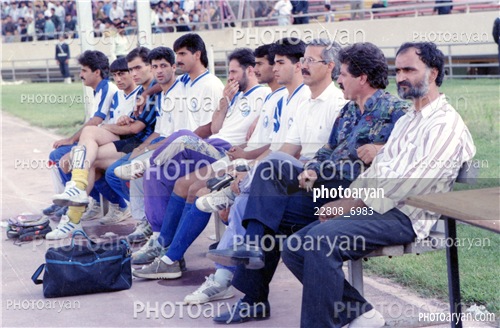 بازیکنان دهه های مختلف فوتبال ایران 9-مجید نامجو مطلق,رضا حسن زاده,خسرو پارسا,منصور پورحیدری,بیژن ذالفقار نصب,
