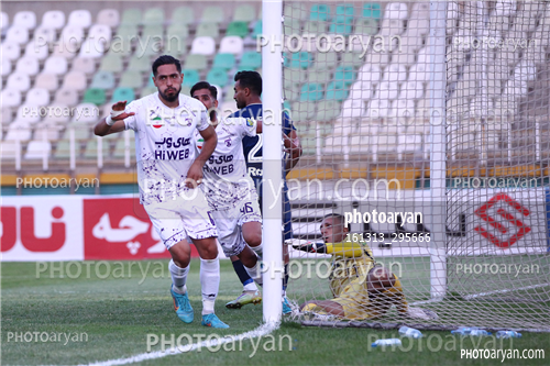 هوادار 1 -ملوان انزلی  0 (1401/07/22)-