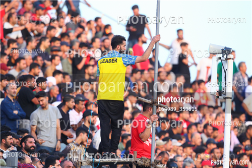 نساجی مازندران 0-پرسپولیس 4 (1402/02/28)-تماشاگران,لیدرها,