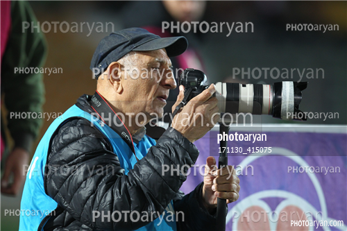 استقلال 0-تراکتور 2    (1403/08/10)-