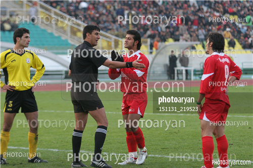 پرسپولیس 2-فجر سپاسی 4 (1384/10/09)-