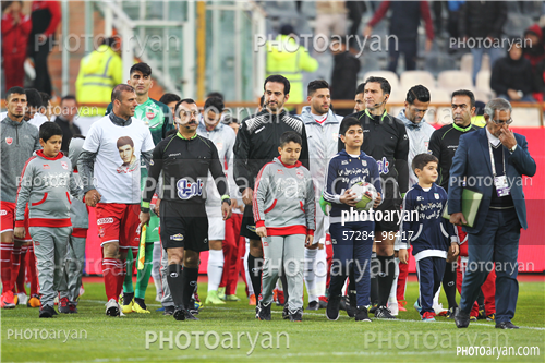 پرسپولیس 0 - تراکتور سازی  0  (97/09/04)-علیرضا بیرانوند,علی علیپور,سید جلال حسینی,مسعود شجاعی,حسن یوسفی,محمد جواد محمدی,محمدرضا اکبریان,ایمان سلیمی,تورج عیوض محمدی,