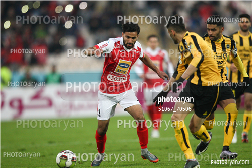 پرسپولیس 2 -سپاهان اصفهان 0 (96/11/13)-صادق محرمی,مهدی شریفی,