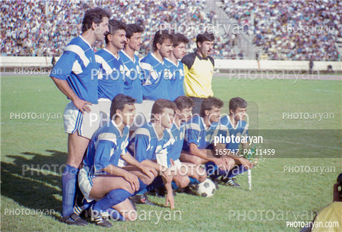 بازیکنان دهه های مختلف فوتبال ایران 37-شاهین بیانی,مهدی فنونی زاده,حمید بابازاده,جعفر مختاری فر,عبدالصمد مرفاوی,میرشاد ماجدی,صادق ورمزیار,امیر قلعه نویی,فرشاد فلاحت زاده,ناصر عباسی,ایمان عالمی,تیم  استقلال,عکس تیمی ,