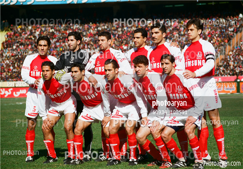 بازیکنان دهه های مختلف فوتبال ایران 17-رضا شاهرودی,افشین پیروانی,اسماعیل حلالی,علی انصاریان,داوود فنایی,پایان رافت,هادی مهدوی کیا,حامد کاویانپور,علی کریمی Ali Karimi,یونس باهنر,رضا جباری, عکس تیمی پرسپولیس,