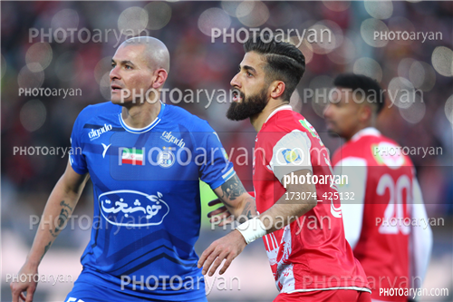 پرسپولیس 2-استقلال 1 (1403/12/09)-