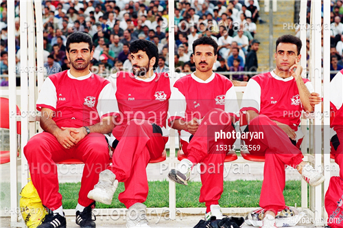 بازیکنان دهه های مختلف فوتبال ایران 2-حسین عبدی,نادر باقری,منوچهر عبداله نژاد,