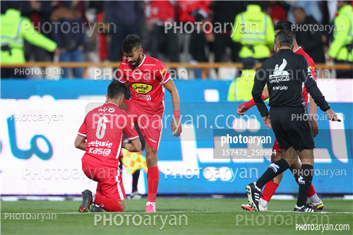 استقلال 1- پرسپولیس  1 (1400/12/26)-