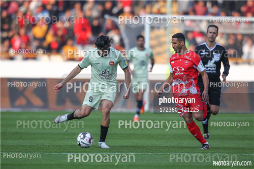 پرسپولیس  2-تراکتور  0    (1403/11/07)-مهدی ترابی,مسعود ریگی,