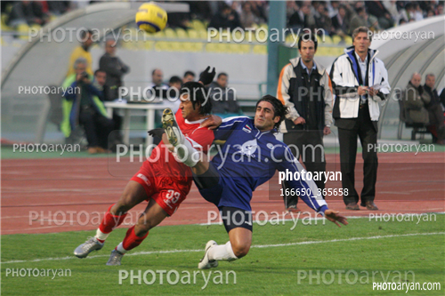 پرسپولیس 1-استقلال اهواز 0  (1384/09/04)-