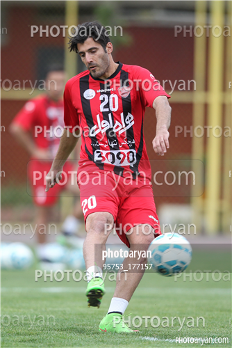 تمرین پرسپولیس در ورزشگاه درفشی فر 95/02/13-علیرضا نورمحمدی,