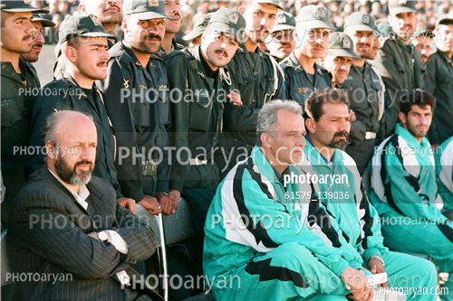 بازیکنان دهه های مختلف فوتبال ایران 18-داوود فنایی,نادر فریاد شیران,