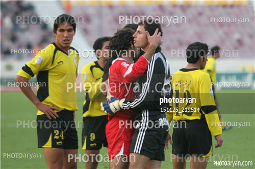 پرسپولیس 2-فجر سپاسی 4 (1384/10/09)-