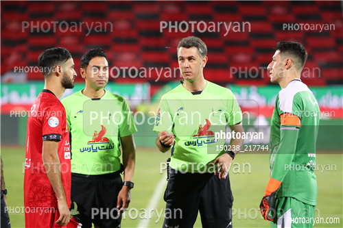 پرسپولیس  3-تراکتور 1 (1400/05/03)-محمدرضا اخباری,احمد نورالهی,محمدحسین زاهدی فر,