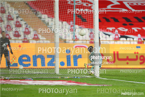 پرسپولیس 2- ذوب آهن  0 (1400/10/03)-