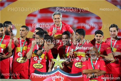 استقلال 1-پرسپولیس 2  (1402/03/10)-مهدی ترابی,مرتضی پور علی گنجی,سیامک نعمتی,علی نعمتی,گیورگی گولسیانی Giorgi Gvelesiani,