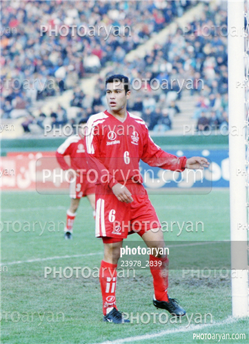 بازیکنان دهه های مختلف فوتبال ایران 10-ابراهیم اسدی,