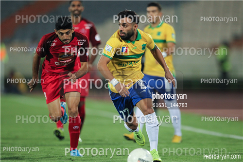 پرسپولیس 1- صنعت نفت  0 (98/06/25)-مهدی ترابی,عبداله ناصری,