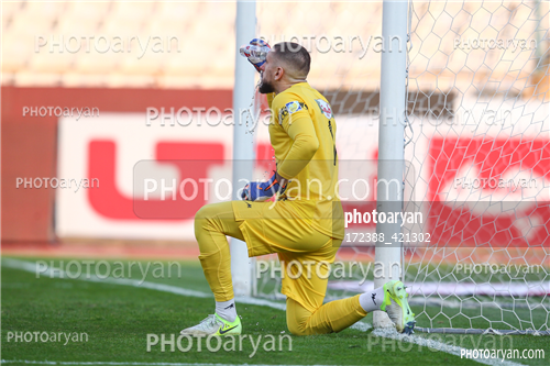 پرسپولیس  2-تراکتور  0    (1403/11/07)-Alexis Guendouz (الکسیس گندوز),