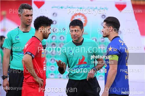 پرسپولیس  0 (3)-استقلال 0 (4)(1400/04/24)-وریا غفوری,امید عالیشاه,علیرضا فغانی,اشکان خورشیدی,