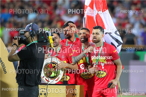 استقلال 1-پرسپولیس 2  (1402/03/10)-کمال کامیابی نیا,مرتضی پور علی گنجی,ميلاد سرلک چيوا,