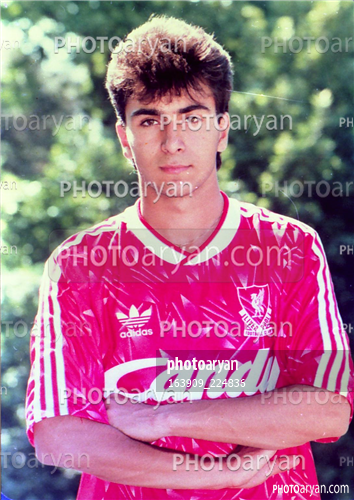 بازیکنان دهه های مختلف فوتبال ایران 36 -کوروش تشت زر,