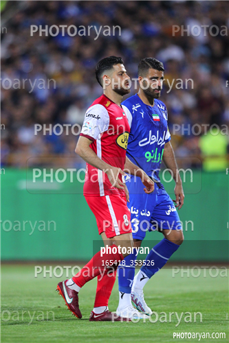 استقلال 1-پرسپولیس 2  (1402/03/10)-مرتضی پور علی گنجی,محمد حسین مرادمند,