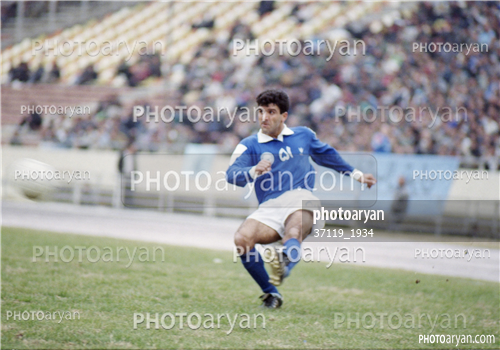 بازیکنان دهه های مختلف فوتبال ایران 11-قاسم سیانکی,