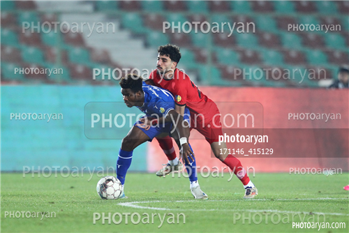 استقلال 0-تراکتور 2    (1403/08/10)-