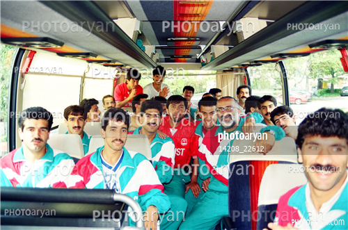 بازیکنان دهه های مختلف فوتبال ایران 1-نادر باقری,حمید استیلی,علی دایی  Ali Daei,رضا رضایی منش,جواد منافی,علی اصغر مدیر روستا,کریم باقری,سیروس دین محمدی,محسن گروسی,