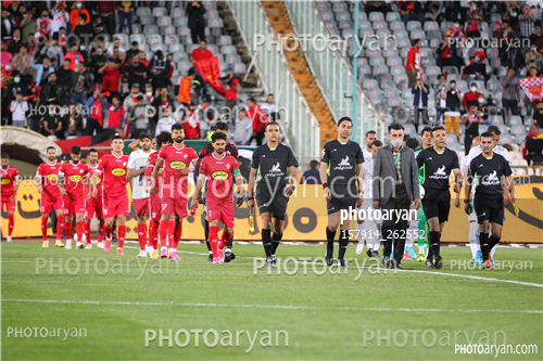 پرسپولیس 2- الومینیوم اراک  3 (1401/01/21)-رامین رضائیان,مهدی ترابی,امید عالیشاه,علی بای,سید وحید کاظمی,ورود تیم ها,شرزود تمیروف,محمد راهی,علیرضا مرادی,