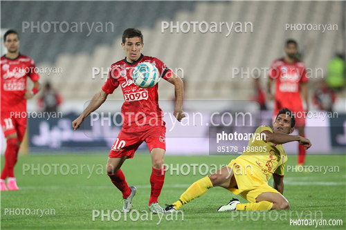 پرسپولیس 3-نفت تهران 0 (95/07/24)-فرشاد احمدزاده,اکبر صادقی,