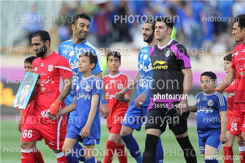 استقلال 2 - تراکتورسازی 3 (95/02/19)-فرزاد حاتمی,محمدرضا اخباری,حنیف عمران زاده,مهدی کیانی,