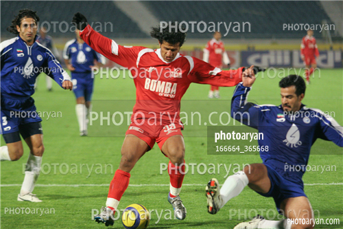 پرسپولیس 1-استقلال اهواز 0  (1384/09/04)-